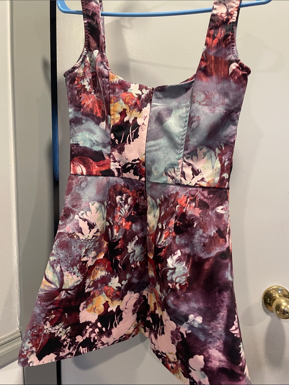 PrettyLittleThing Floral Satin Mini Dress in Burgundy and Teal size 4 - Picture 6 of 9